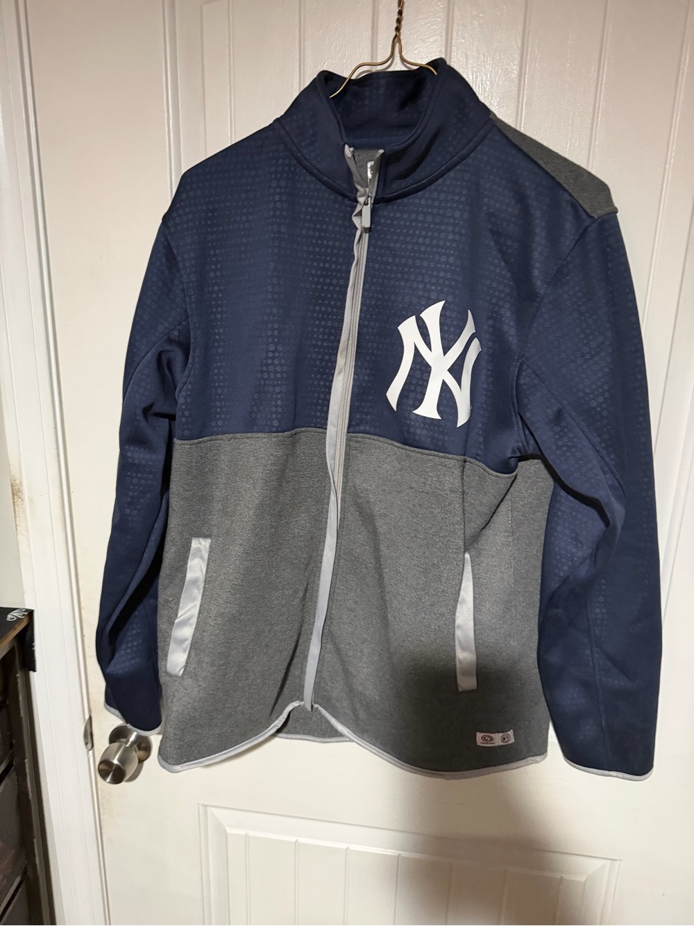 Genuine Merchandise Navy and Gray New York Yankees Performance Jacket